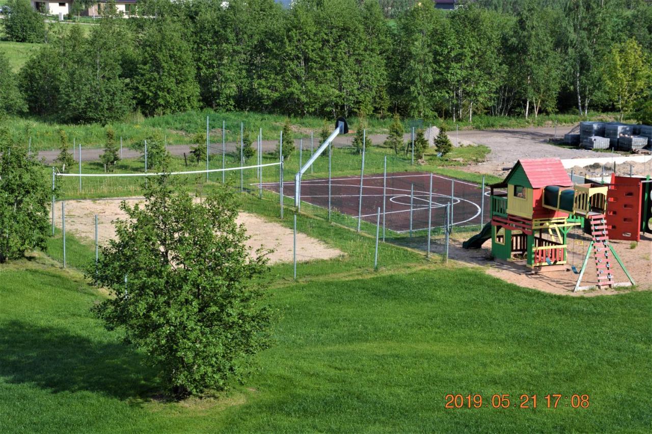 Župė De Lux Pension Radailiai Buitenkant foto